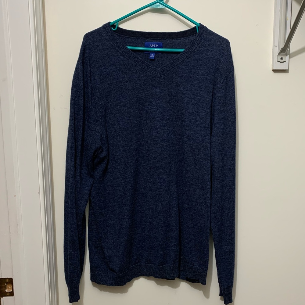 Men’s V neck sweater XLTall